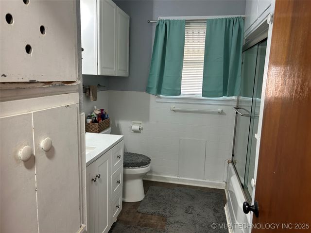 661 12th Avenue NW, Ardmore, OK 73401