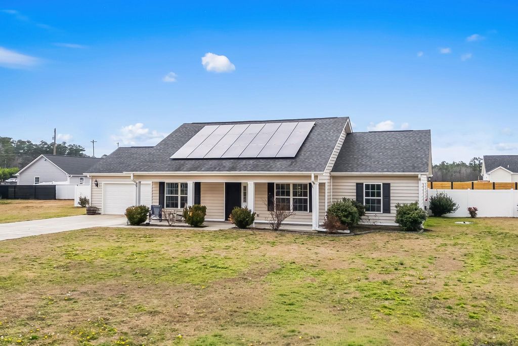 905 Futrell St., Loris, SC 29569 — exterior