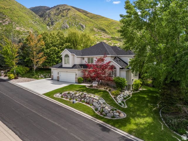 2016 E GRAYSTONE LN, Draper, UT 84020