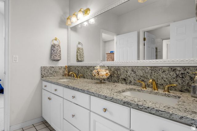 2016 E GRAYSTONE LN, Draper, UT 84020