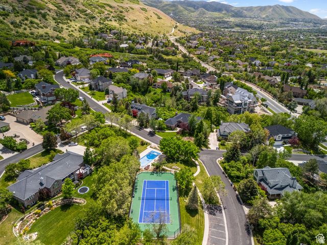 2016 E GRAYSTONE LN, Draper, UT 84020