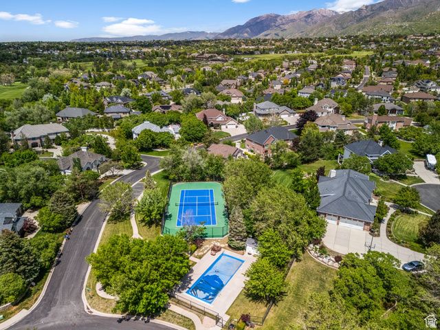 2016 E GRAYSTONE LN, Draper, UT 84020