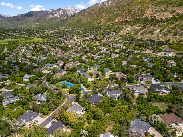 2016 E GRAYSTONE LN, Draper, UT 84020