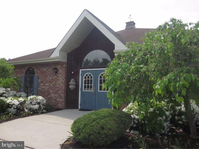 48 RICKARD CT, Lawrence, NJ 08648