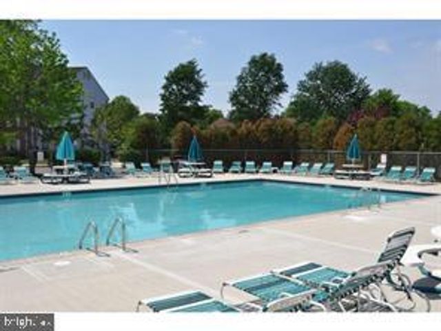 48 RICKARD CT, Lawrence, NJ 08648