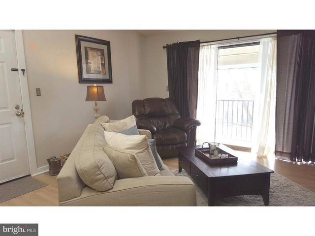 48 RICKARD CT, Lawrence, NJ 08648