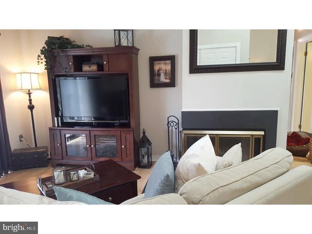 48 RICKARD CT, Lawrence, NJ 08648