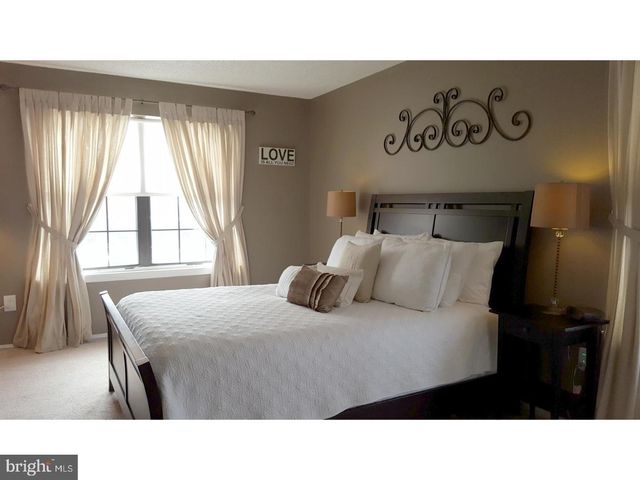 48 RICKARD CT, Lawrence, NJ 08648