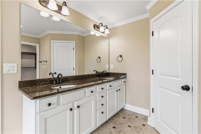 2704 Ivy Circle, Conyers, GA 30013
