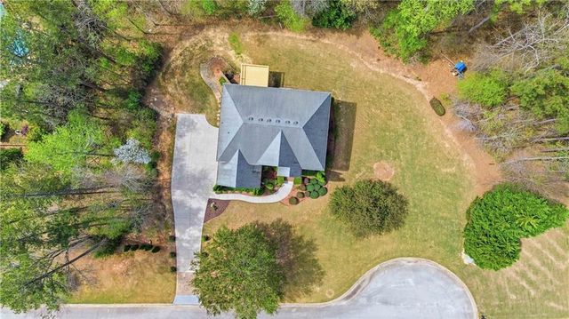 2704 Ivy Circle, Conyers, GA 30013