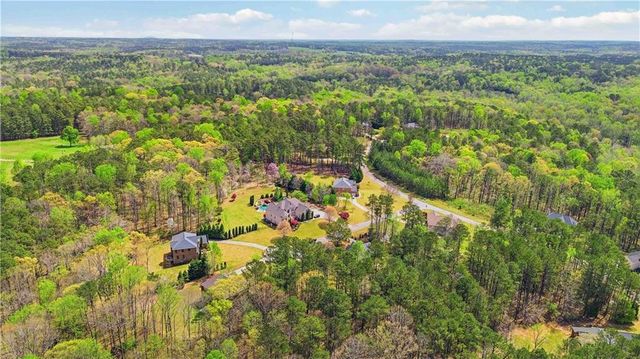 2704 Ivy Circle, Conyers, GA 30013