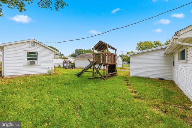 6607 DORSET DR, Alexandria, VA 22310