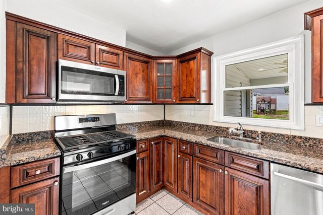 6607 DORSET DR, Alexandria, VA 22310