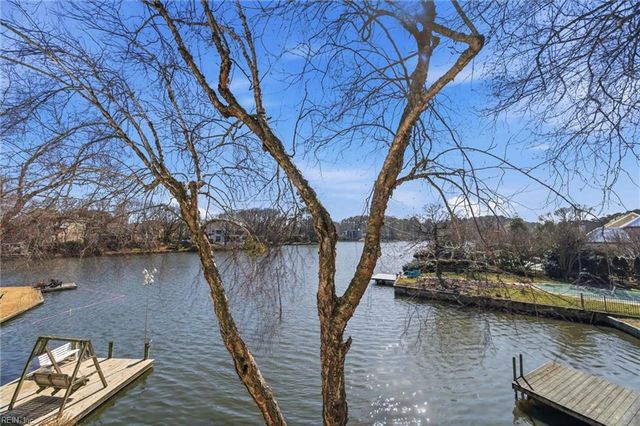 417 Croatan Hills DR, Virginia Beach, VA 23451