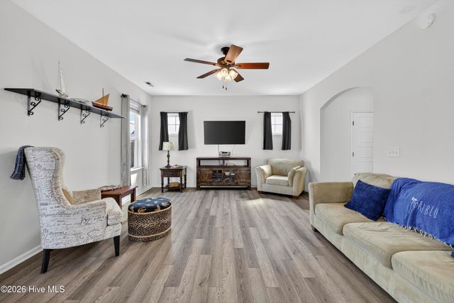 424 Bald Cypress Lane, Sneads Ferry, NC 28460