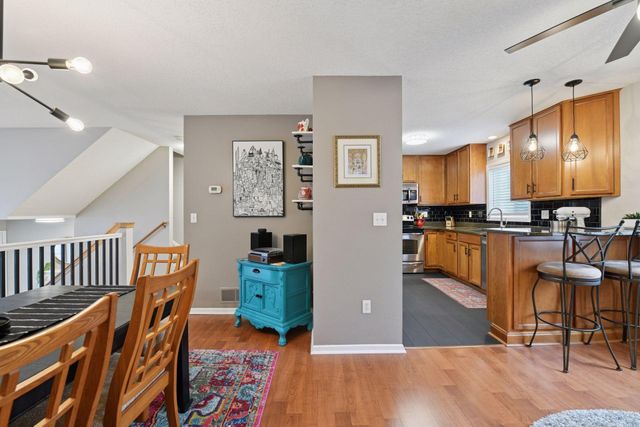 6514 Regency Lane, Eden Prairie, MN 55344