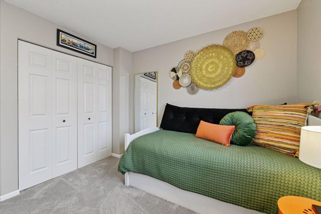 6514 Regency Lane, Eden Prairie, MN 55344