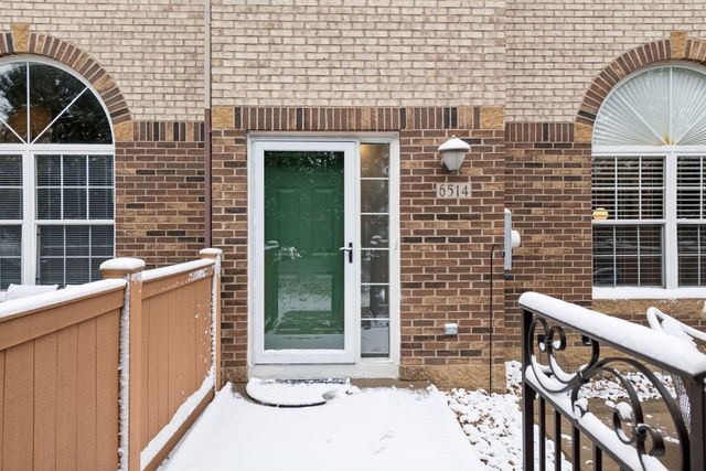6514 Regency Lane, Eden Prairie, MN 55344