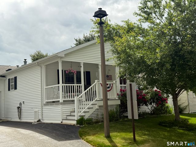 11 Cliff Road, Ledyard, CT 06339