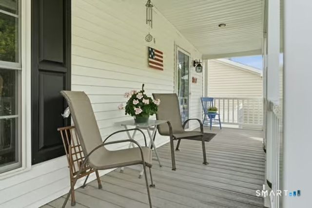 11 Cliff Road, Ledyard, CT 06339