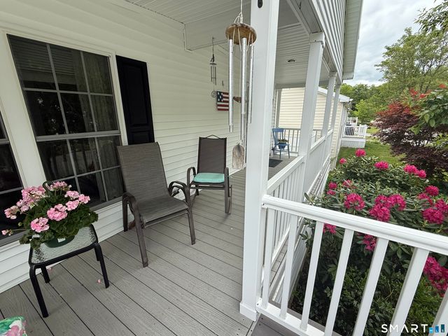 11 Cliff Road, Ledyard, CT 06339