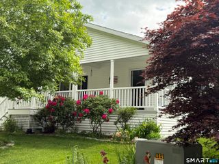 11 Cliff Road, Ledyard, CT 06339