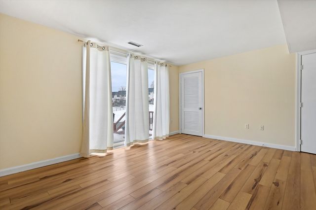 16 Christopher Drive 38, Methuen, MA 01844