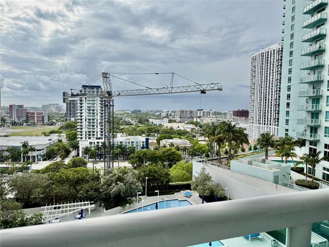 1800 N Bayshore Dr 1704, Miami, FL 33132