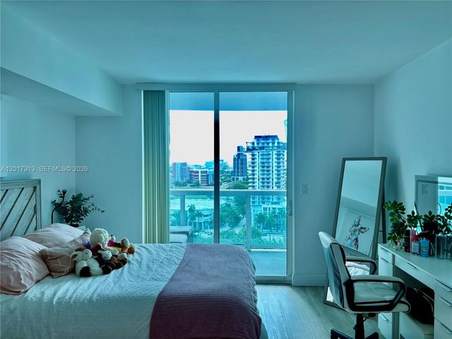 1800 N Bayshore Dr 1704, Miami, FL 33132