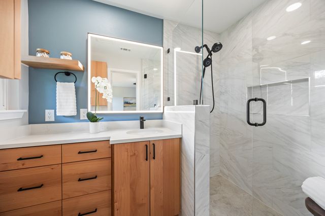 1650 Macmanus Drive, Dallas, TX 75228