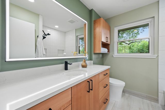 1650 Macmanus Drive, Dallas, TX 75228