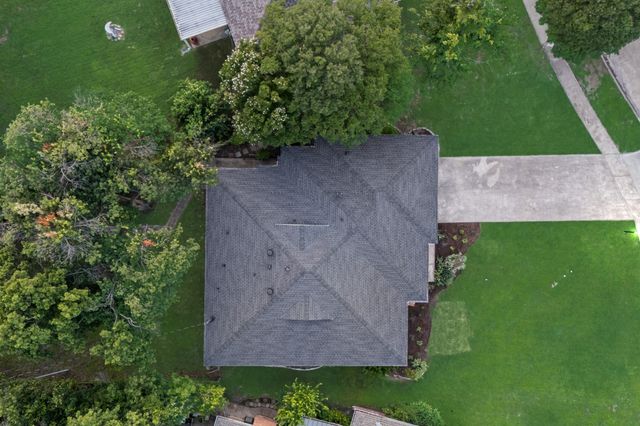 1650 Macmanus Drive, Dallas, TX 75228