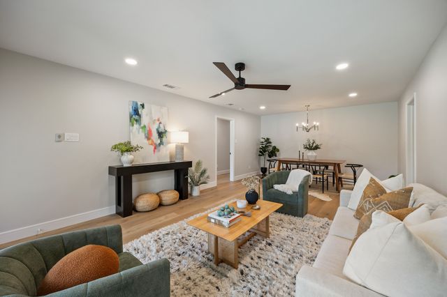 1650 Macmanus Drive, Dallas, TX 75228