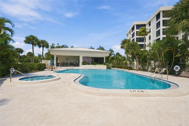 8701 MIDNIGHT PASS ROAD 304A, Sarasota, FL 34242
