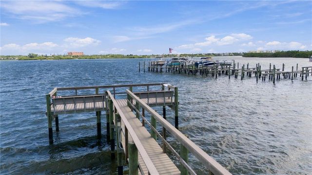 8701 MIDNIGHT PASS ROAD 304A, Sarasota, FL 34242