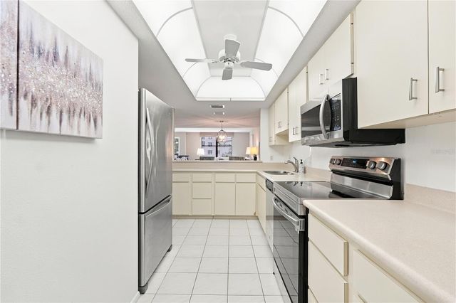 8701 MIDNIGHT PASS ROAD 304A, Sarasota, FL 34242