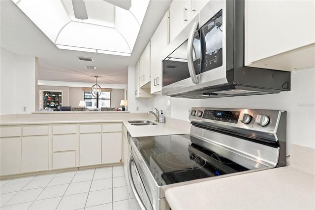 8701 MIDNIGHT PASS ROAD 304A, Sarasota, FL 34242