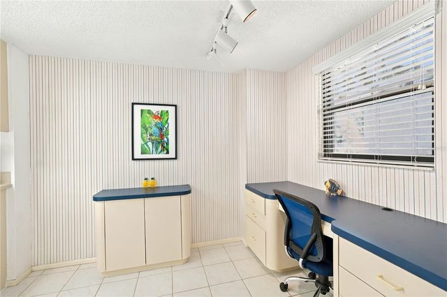 8701 MIDNIGHT PASS ROAD 304A, Sarasota, FL 34242