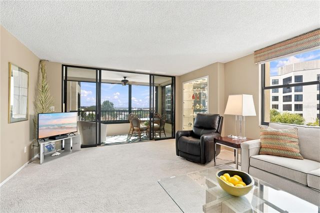 8701 MIDNIGHT PASS ROAD 304A, Sarasota, FL 34242