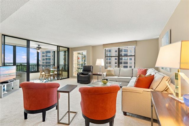 8701 MIDNIGHT PASS ROAD 304A, Sarasota, FL 34242