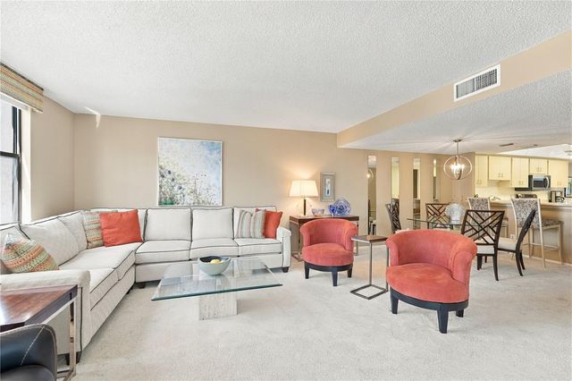 8701 MIDNIGHT PASS ROAD 304A, Sarasota, FL 34242