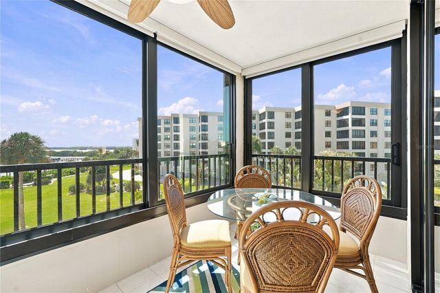 8701 MIDNIGHT PASS ROAD 304A, Sarasota, FL 34242