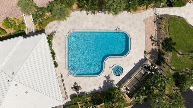 8701 MIDNIGHT PASS ROAD 304A, Sarasota, FL 34242
