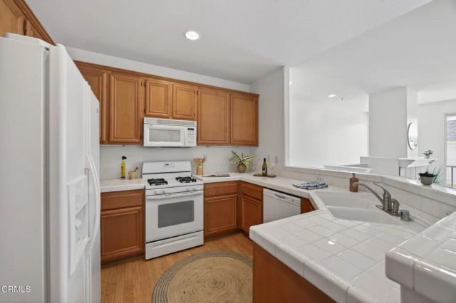 2389 N Ventura Avenue, Ventura, CA 93001