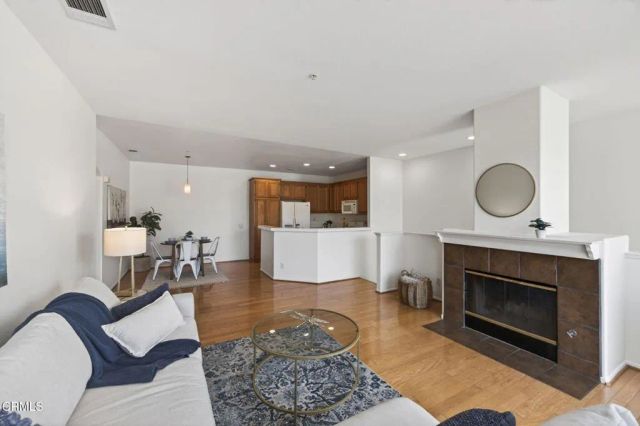 2389 N Ventura Avenue, Ventura, CA 93001