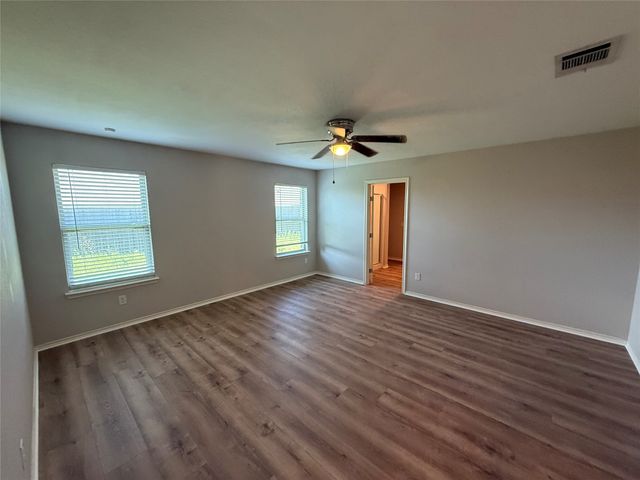 945 Newby Lane, Fate, TX 75189