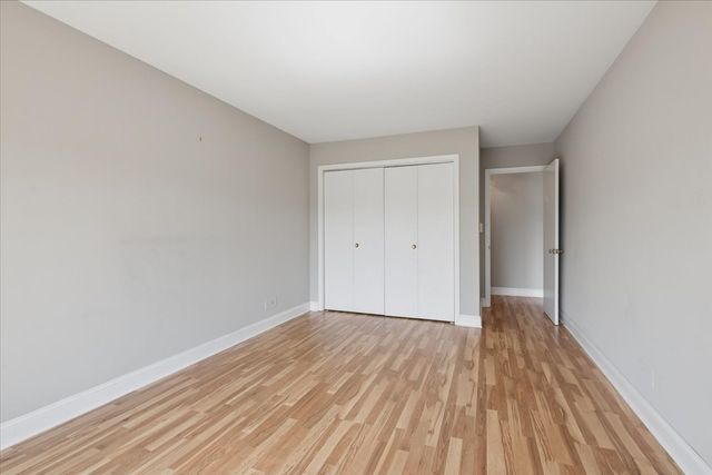 400 Ascot Drive 3E, Park Ridge, IL 60068
