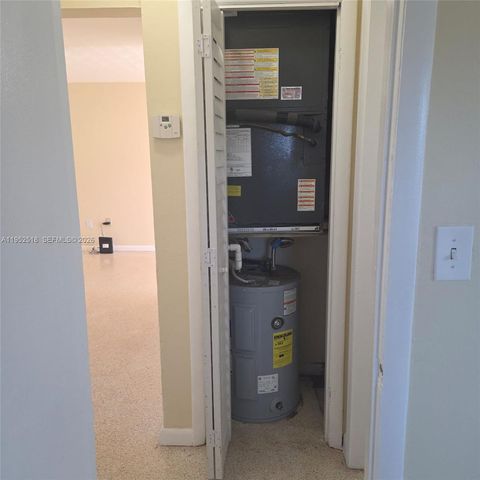 7401 SW 21st St, Miami, FL 33155