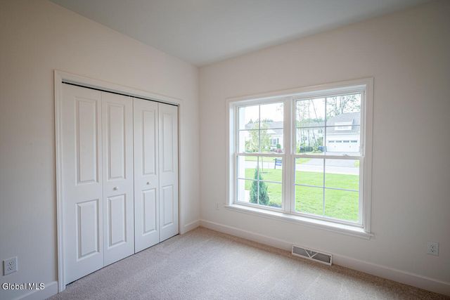 49 Heritage Way, Bethlehem, NY 12158