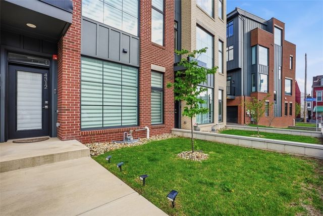 4312 Summit St, Lawrenceville, PA 15201